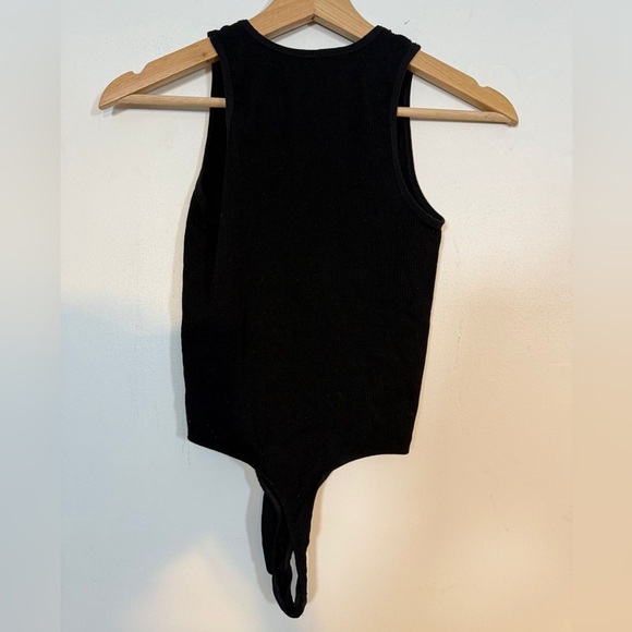 Out From Under by Urban Outfitters Black Ribbed V-Neck Bodysuit - Size M - Picture 6 of 6